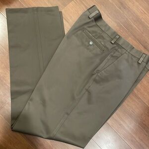 ❌SOLD❌Dockers Brown Flat Front Classic Fit Slacks Mens Pants